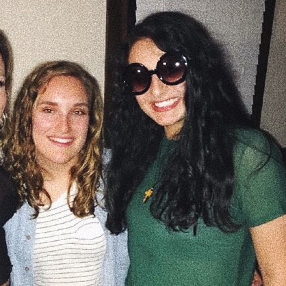 Meet your Posher, Giavanna - Picture 1 of 1